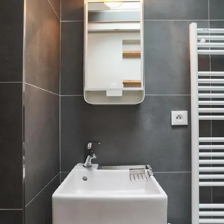 Amazing Mazarine Apartment